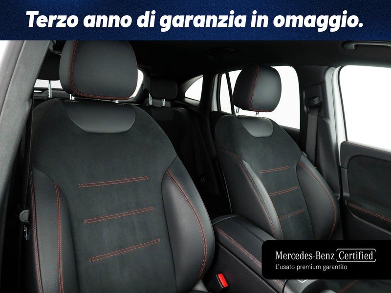 Mercedes GLA 180 d premium auto diesel bianco