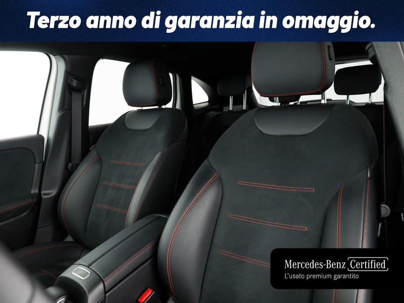 Mercedes GLA 180 d premium auto diesel bianco