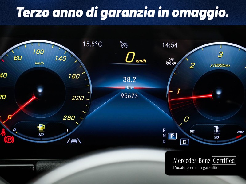 Mercedes GLA 180 d premium auto diesel bianco