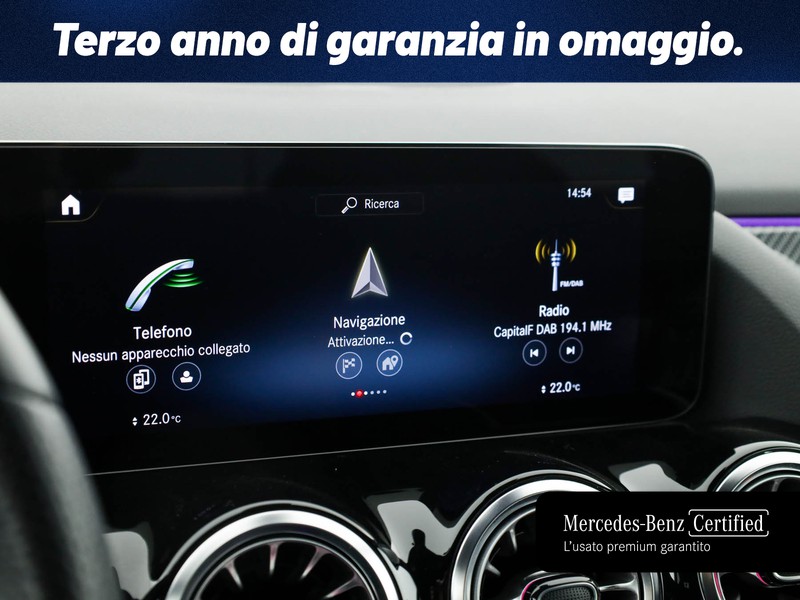 Mercedes GLA 180 d premium auto diesel bianco