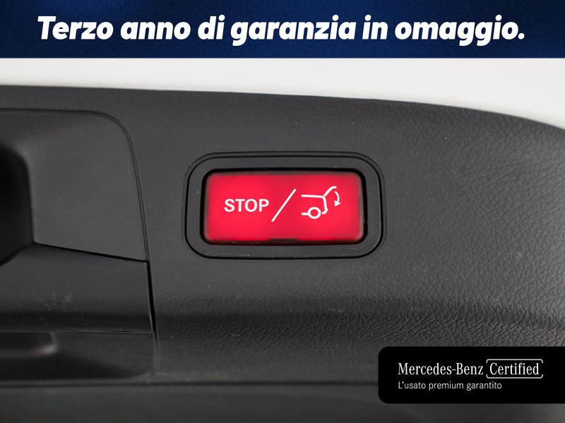 Mercedes GLA 180 d premium auto diesel bianco