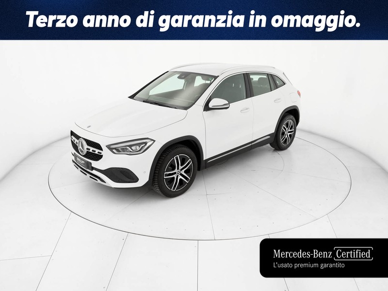 Mercedes GLA 200 d sport plus auto diesel bianco