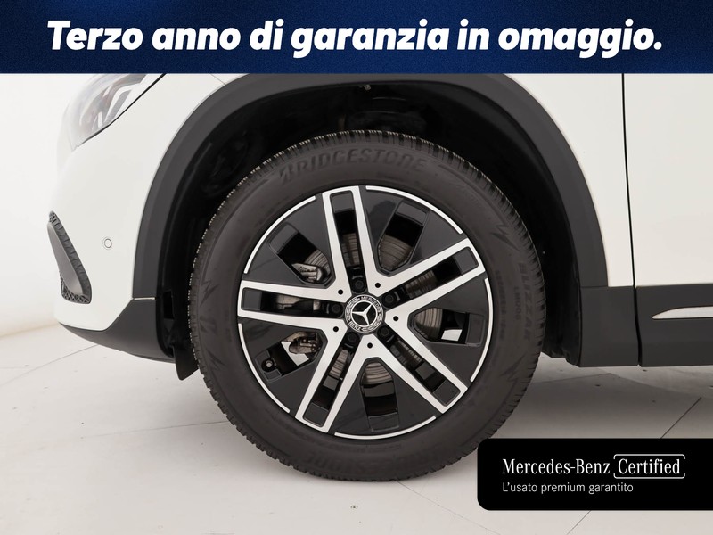 Mercedes GLA 200 d sport plus auto diesel bianco