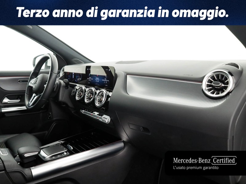 Mercedes GLA 200 d sport plus auto diesel bianco