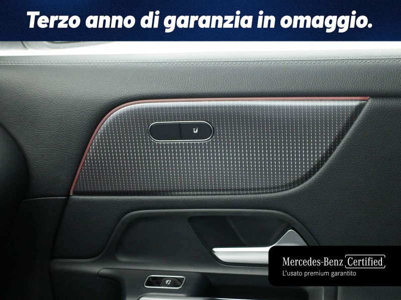 Mercedes GLA 200 d sport plus auto diesel bianco