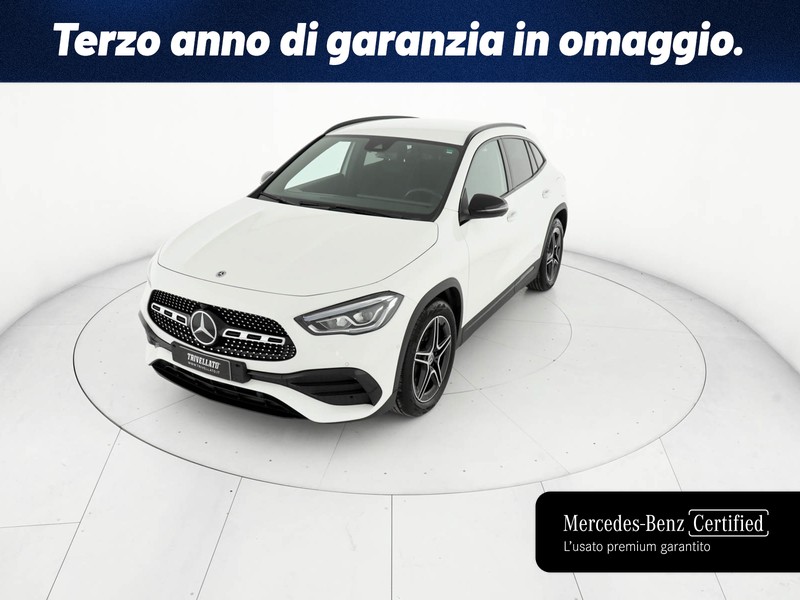 Mercedes GLA 200 d premium auto diesel bianco