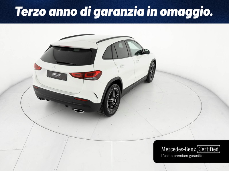 Mercedes GLA 200 d premium auto diesel bianco