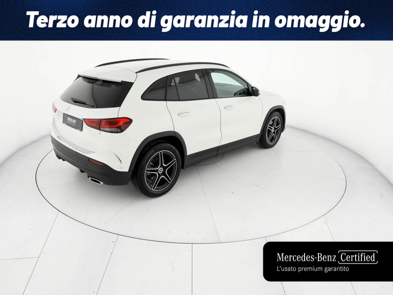 Mercedes GLA 200 d premium auto diesel bianco