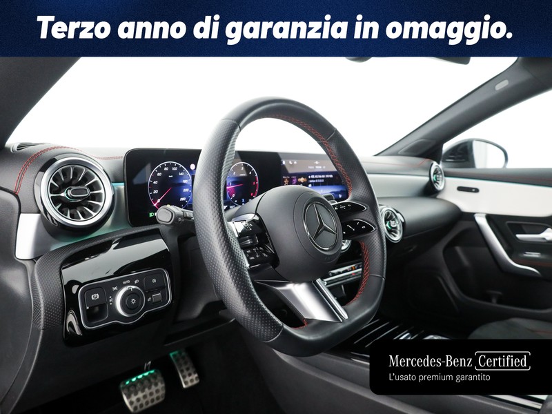Mercedes CLA Shooting Brake  200 d amg line advanced plus auto diesel blu/azzurro