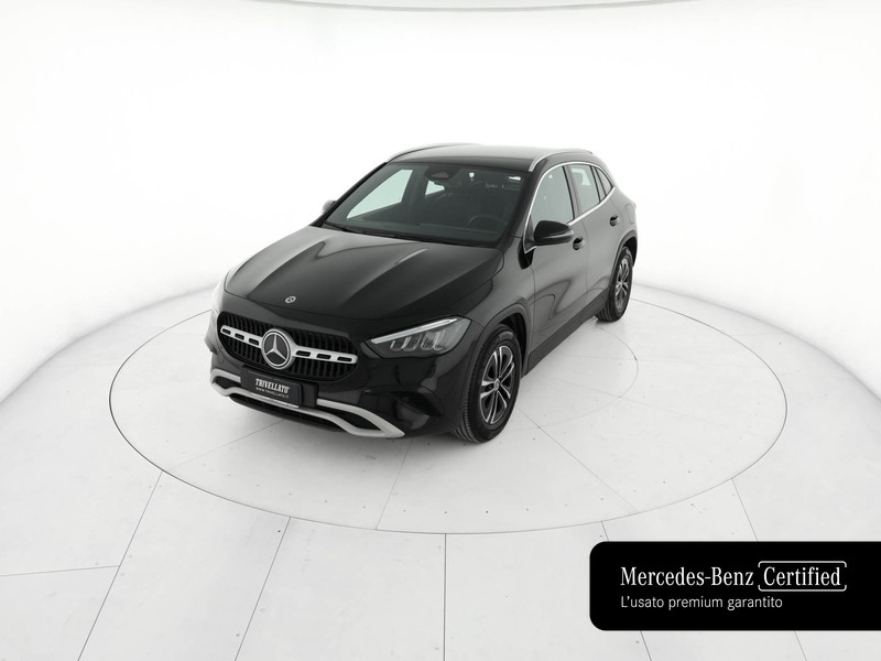 Mercedes GLA 180 advanced auto ibrido nero
