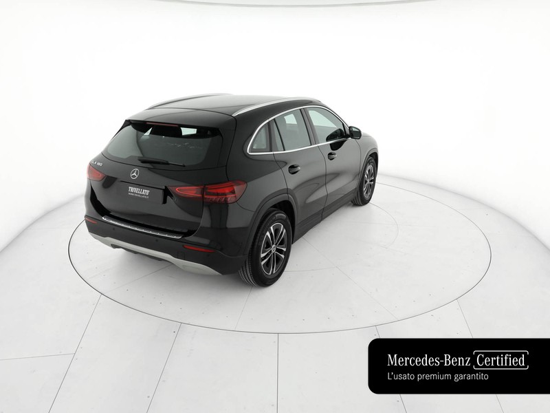 Mercedes GLA 180 advanced auto ibrido nero