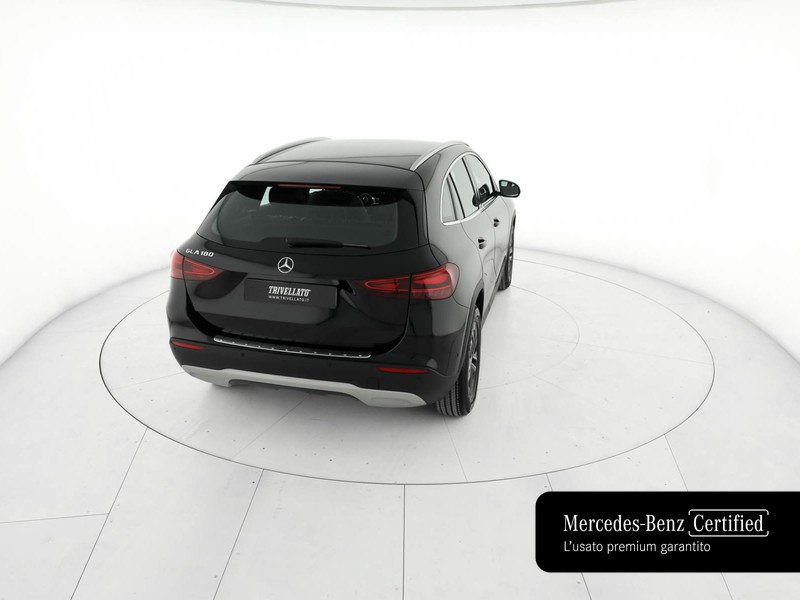 Mercedes GLA 180 advanced auto ibrido nero