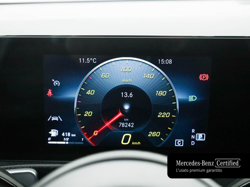 Mercedes GLB 200 d business extra auto diesel bianco