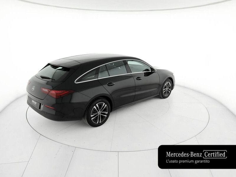 Mercedes CLA Shooting Brake  180 d advanced auto diesel nero