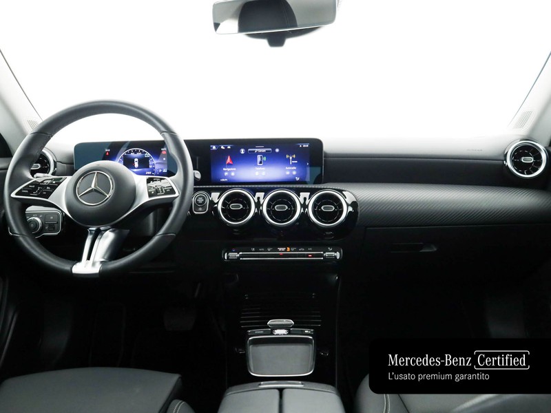 Mercedes CLA Shooting Brake  180 d advanced auto diesel nero