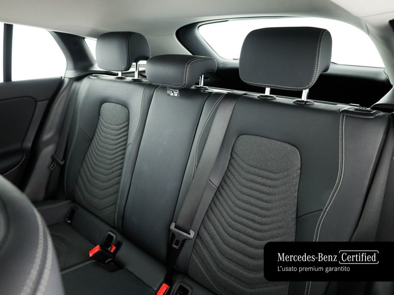 Mercedes CLA Shooting Brake  180 d advanced auto diesel nero