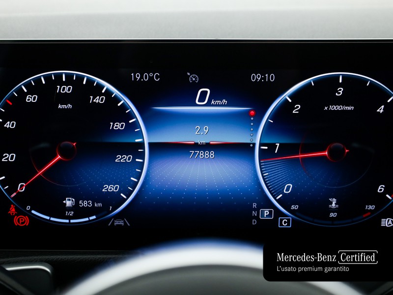 Mercedes GLB 200 d premium auto diesel bianco