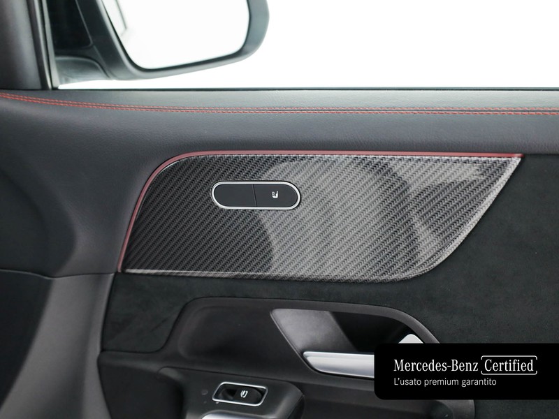 Mercedes GLB 200 d premium auto diesel bianco