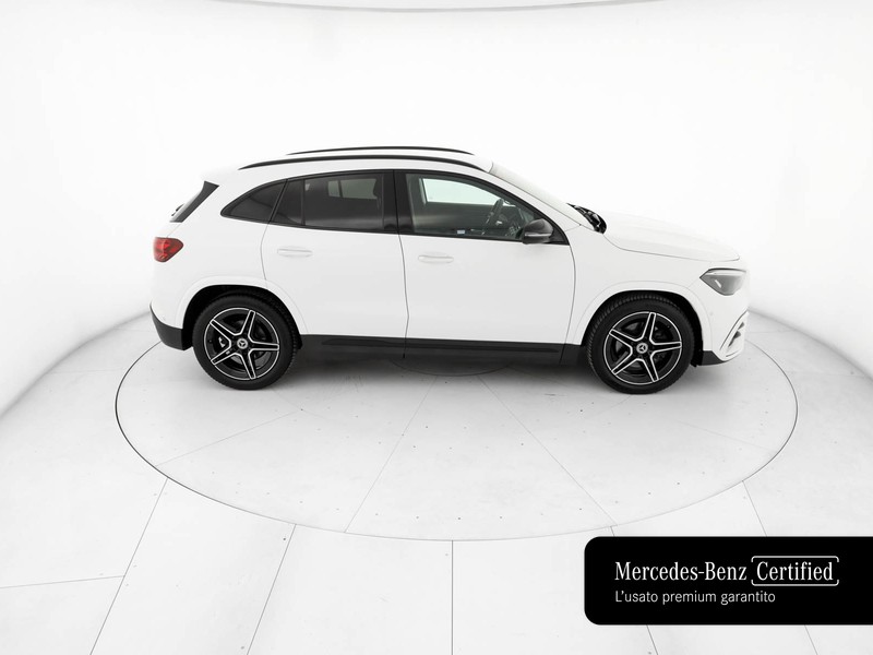 Mercedes GLA 200 d amg line advanced plus auto diesel bianco