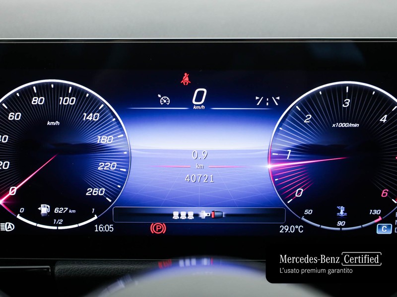 Mercedes GLA 180 d executive auto diesel bianco