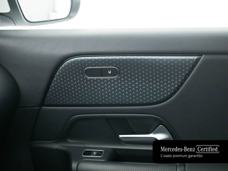 Mercedes GLA 180 d executive auto diesel bianco