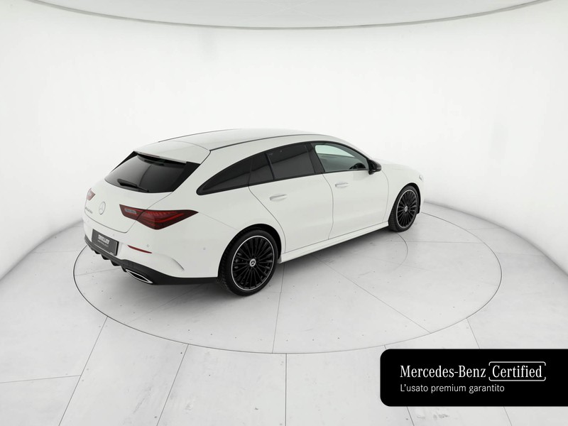 Mercedes CLA Shooting Brake  200 d amg line advanced plus auto diesel bianco