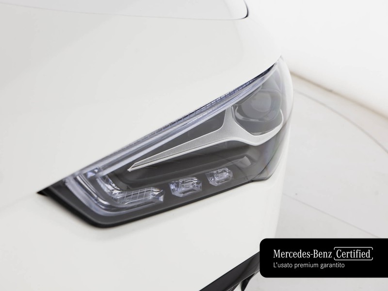 Mercedes CLA Shooting Brake  200 d amg line advanced plus auto diesel bianco