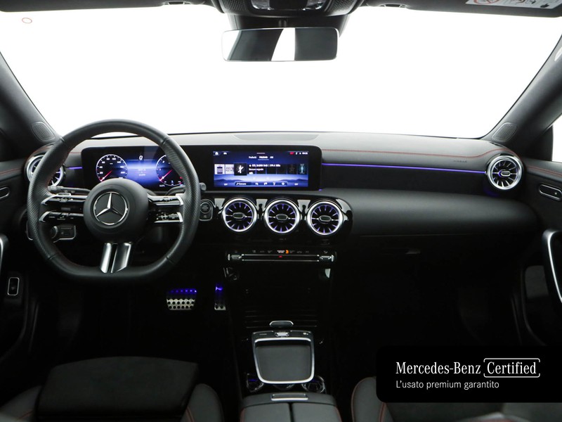 Mercedes CLA Shooting Brake  200 d amg line advanced plus auto diesel bianco