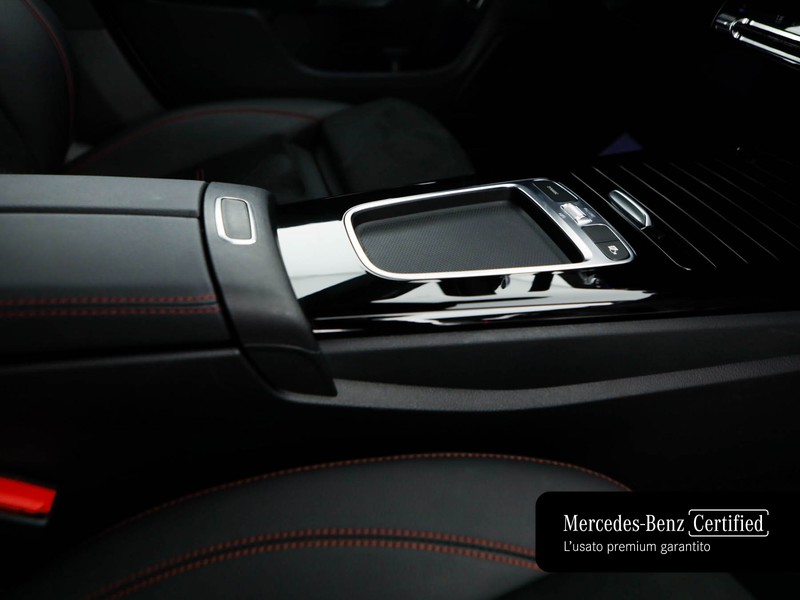 Mercedes CLA Shooting Brake  200 d amg line advanced plus auto diesel bianco