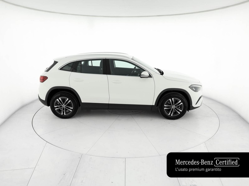 Mercedes GLA 180 d executive auto diesel bianco