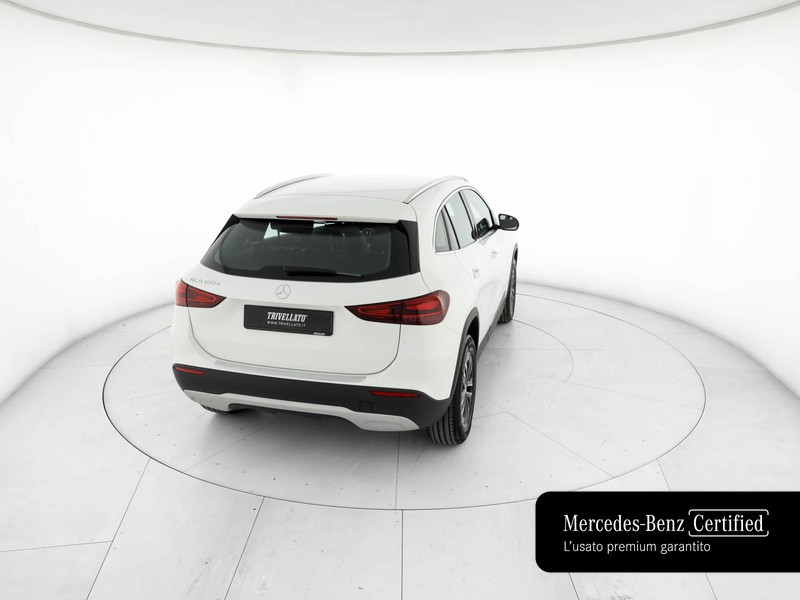 Mercedes GLA 180 d executive auto diesel bianco