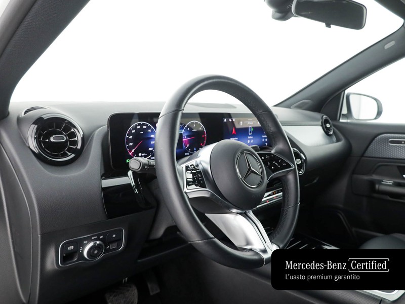 Mercedes GLA 180 d executive auto diesel bianco