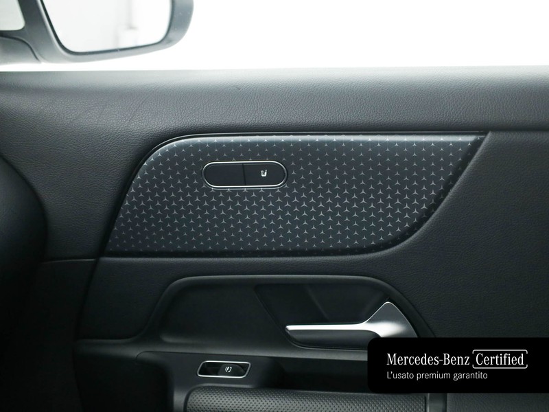 Mercedes GLA 180 d executive auto diesel bianco
