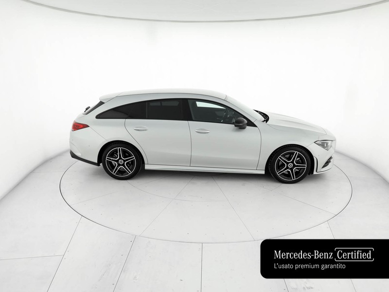 Mercedes CLA Shooting Brake  200 d premium auto diesel bianco