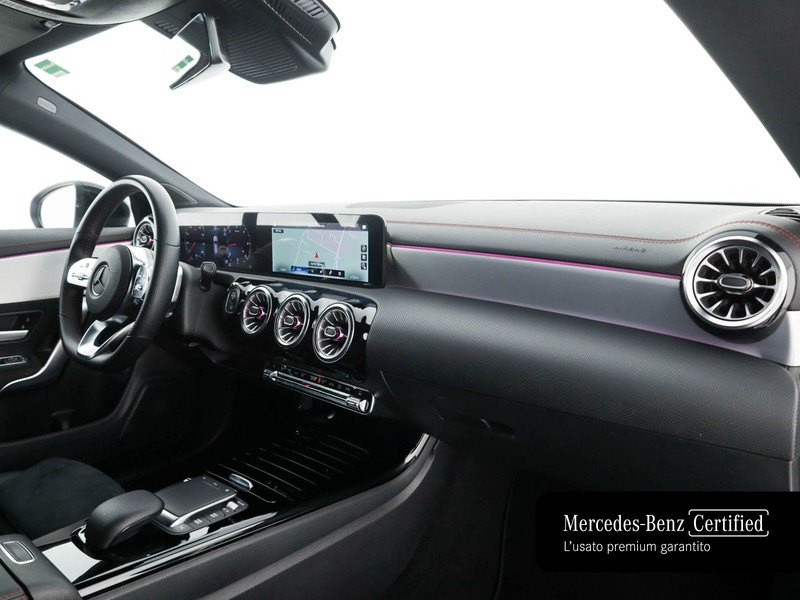 Mercedes CLA Shooting Brake  200 d premium auto diesel bianco
