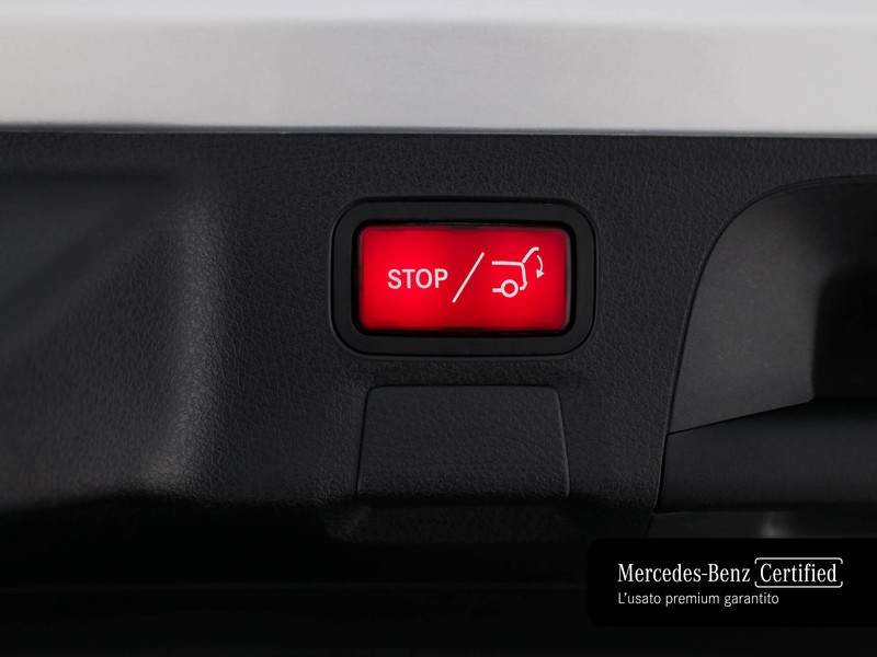 Mercedes CLA Shooting Brake  200 d premium auto diesel bianco