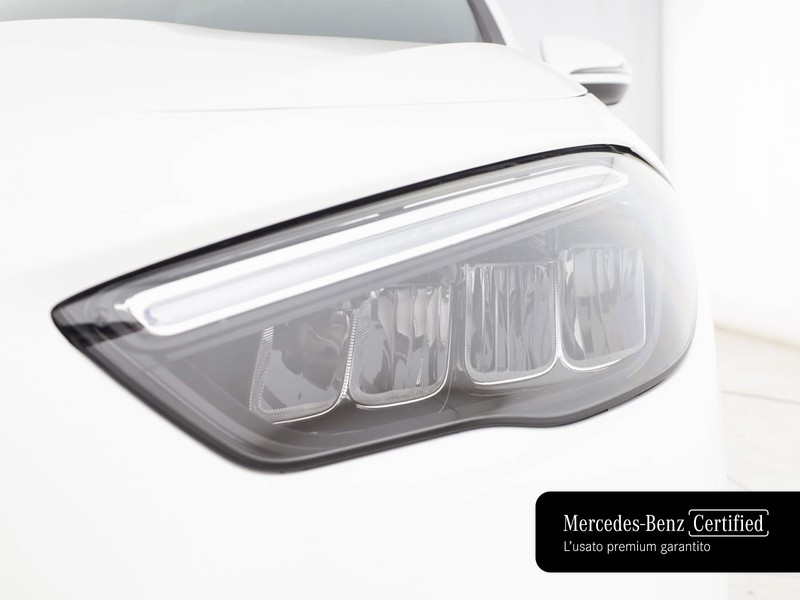 Mercedes GLA 180 d advanced auto diesel bianco