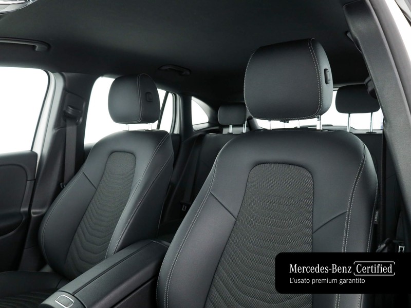 Mercedes GLA 180 d advanced auto diesel bianco