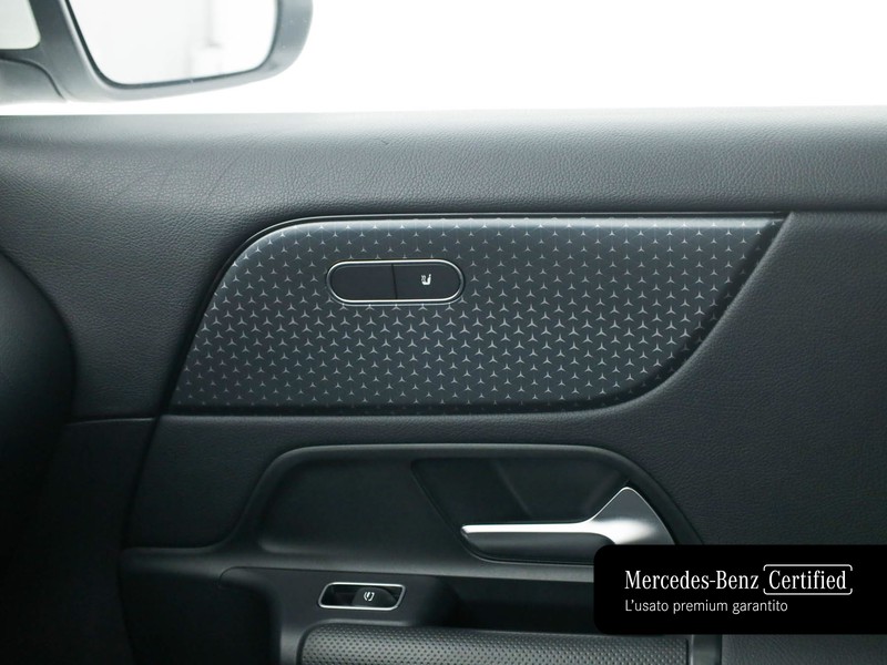 Mercedes GLA 180 d advanced auto diesel bianco