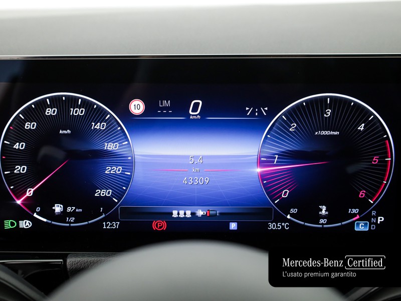 Mercedes GLA 180 d amg line advanced plus auto diesel nero