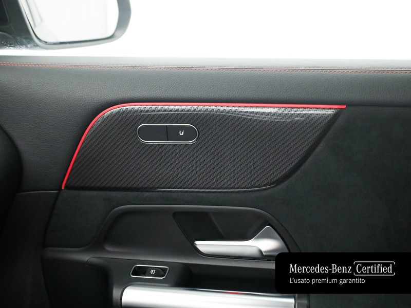 Mercedes GLA 180 d amg line advanced plus auto diesel nero