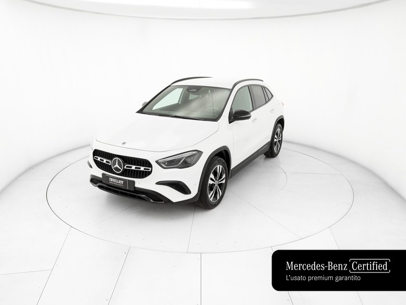 Mercedes GLA 180 progressive advanced plus auto ibrido bianco