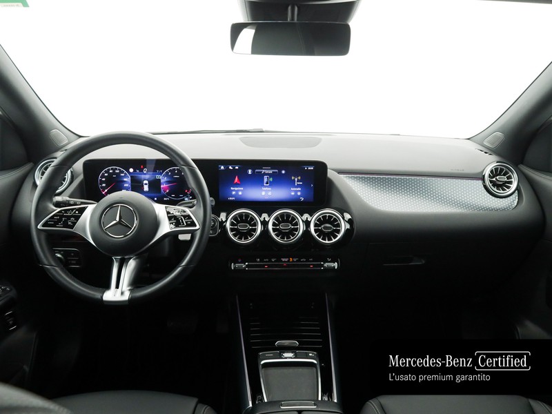 Mercedes GLA 180 progressive advanced plus auto ibrido bianco