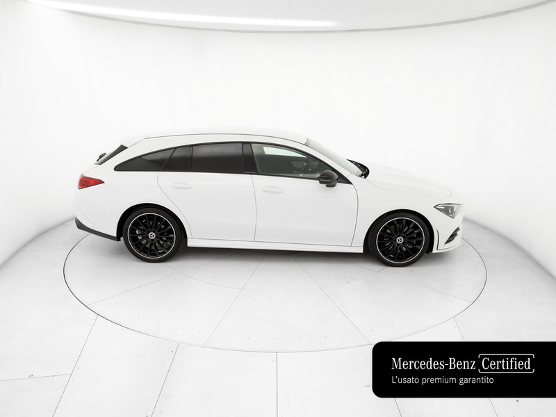 Mercedes CLA Shooting Brake  200 d premium auto diesel bianco