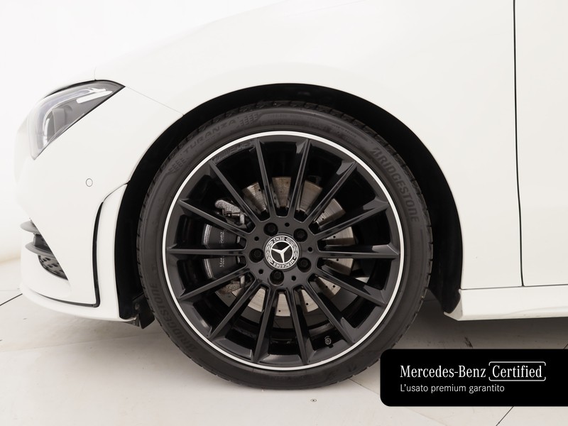 Mercedes CLA Shooting Brake  200 d premium auto diesel bianco