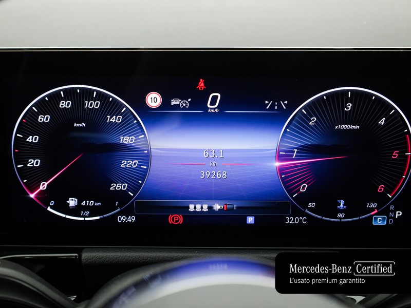 Mercedes GLA 200 d progressive advanced plus auto diesel nero