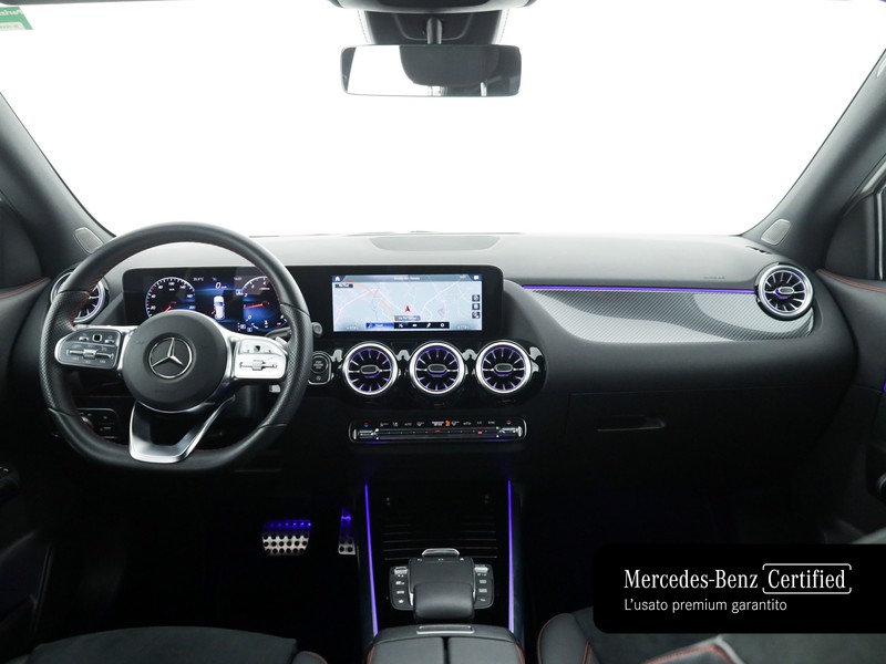 Mercedes GLA 180 premium auto benzina bianco