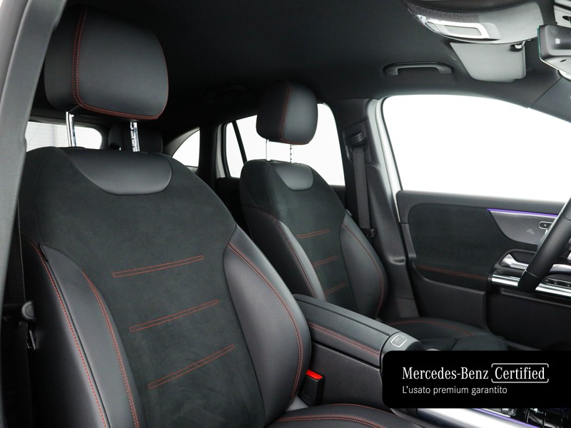Mercedes GLA 180 premium auto benzina bianco
