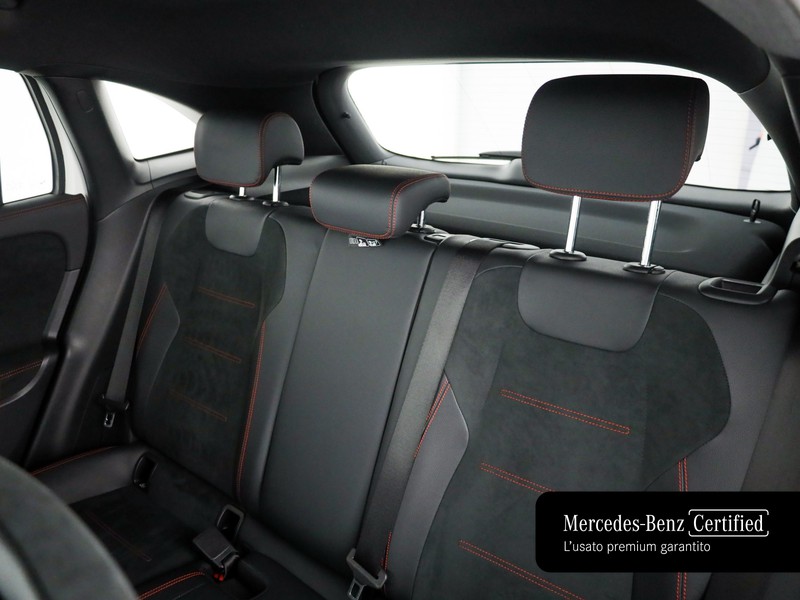 Mercedes GLA 180 premium auto benzina bianco