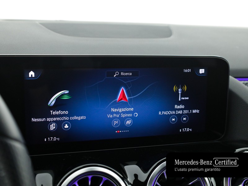 Mercedes GLA 180 premium auto benzina bianco